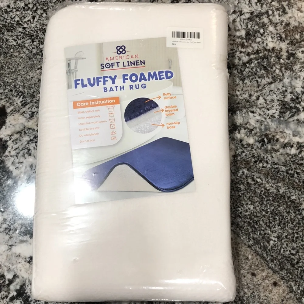 American Soft Linen Fluffy Foamed Bath Rug. 32”x21”. New.